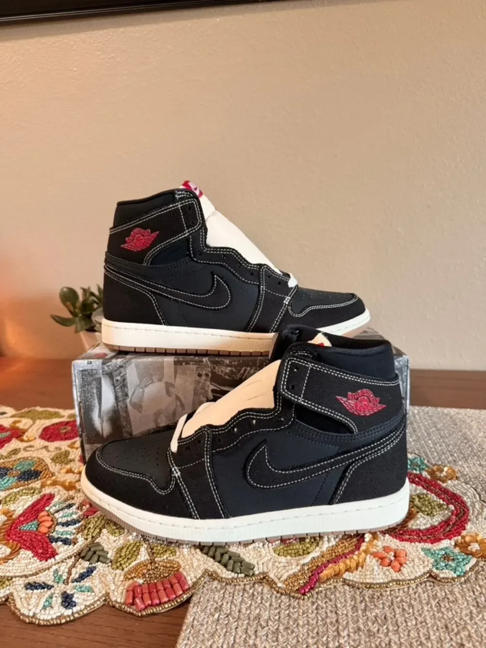 Jordan 1 Retro High OG Flight Club Black Canvas University Red Sail II9811 001